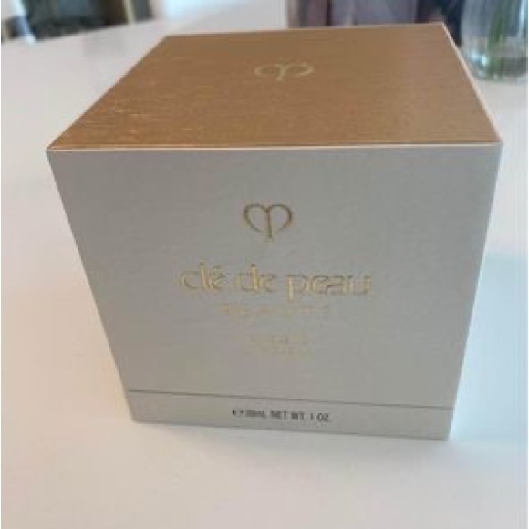 cle de peau creme 30ml brand new - Picture 3 of 3